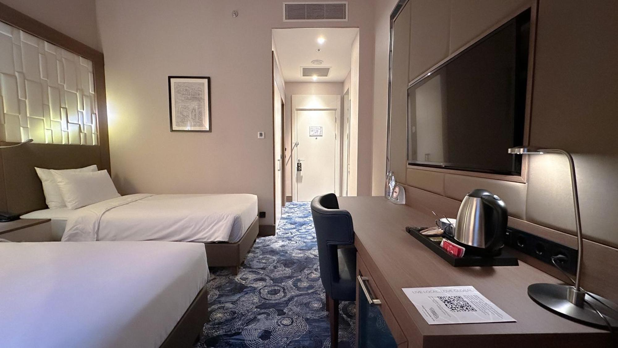 Tbilisi Philharmonic Hotel By Mercure 部屋 写真